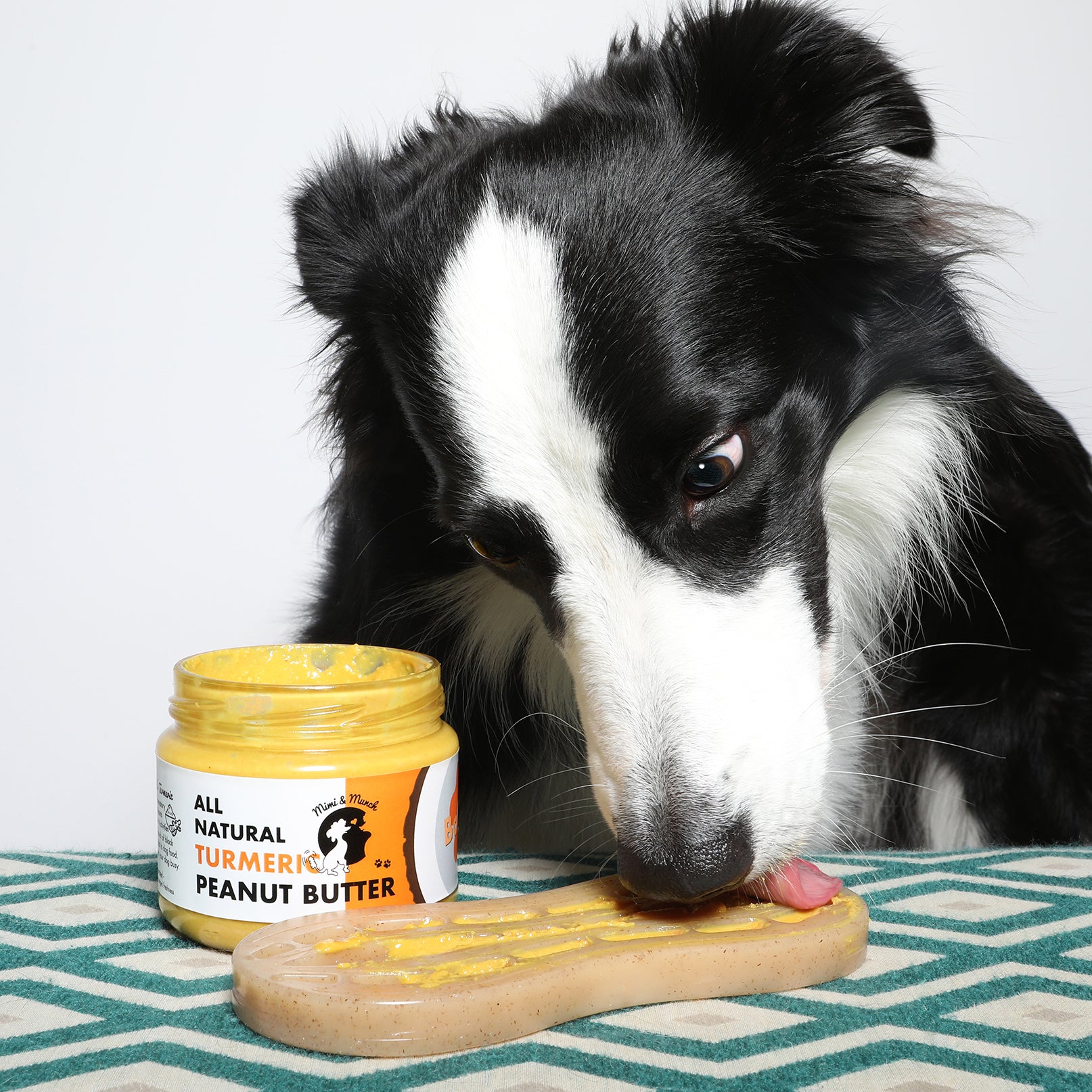 Ulta Durable Nylon Peanut Enrichment Toy - Mimi & Munch AU - Lick Mats